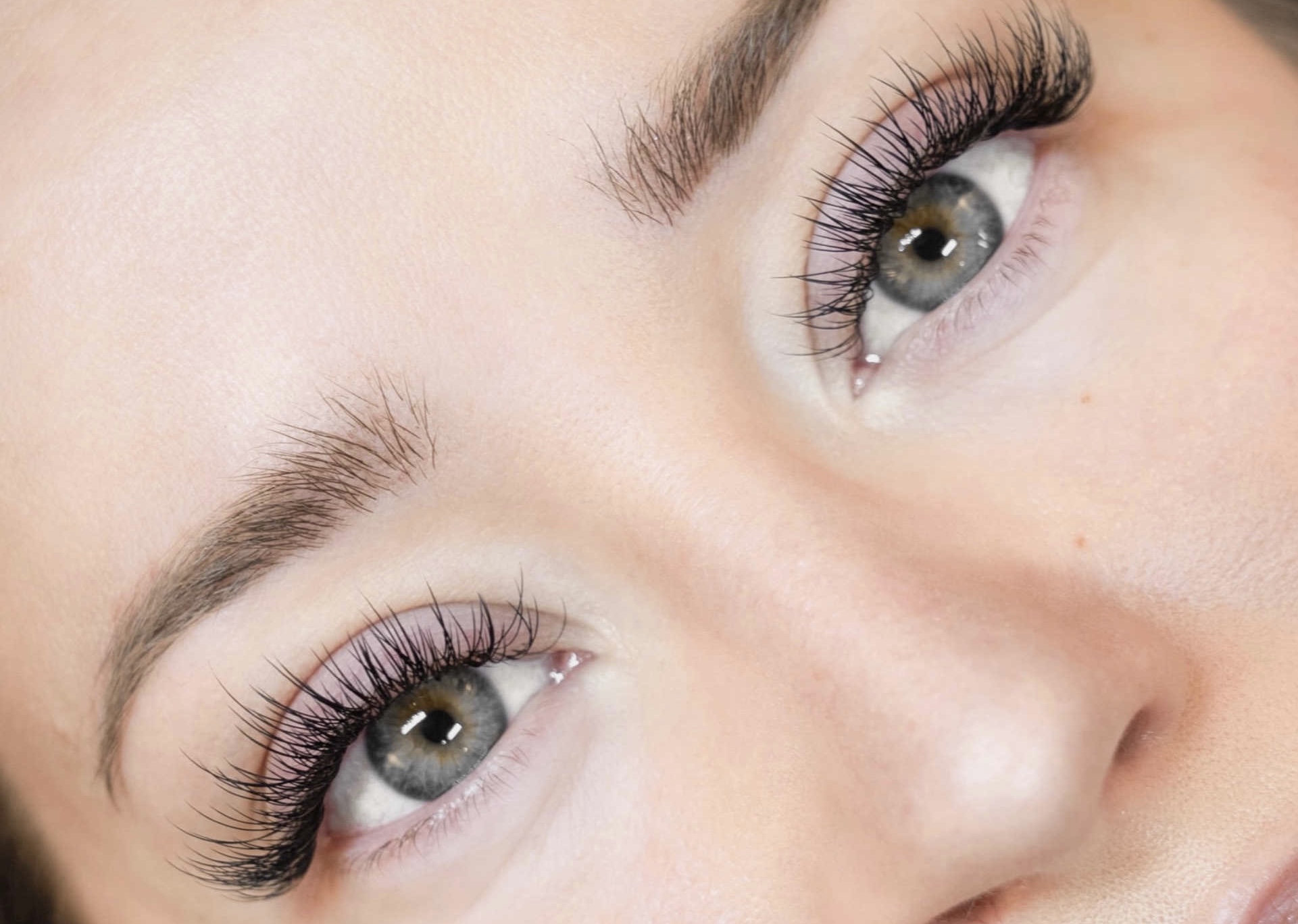 Bling Eyelash & Beauty gallery image